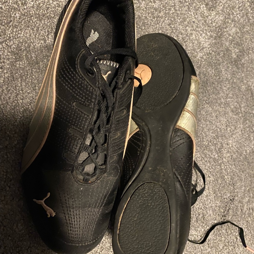 Puma sneakers